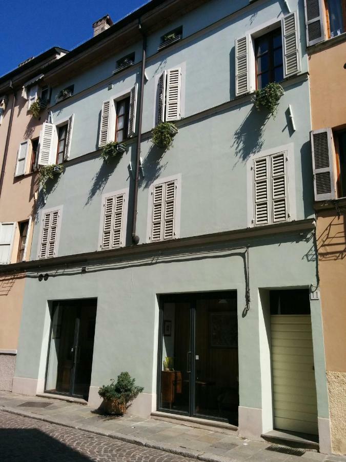 Honey House * Parma